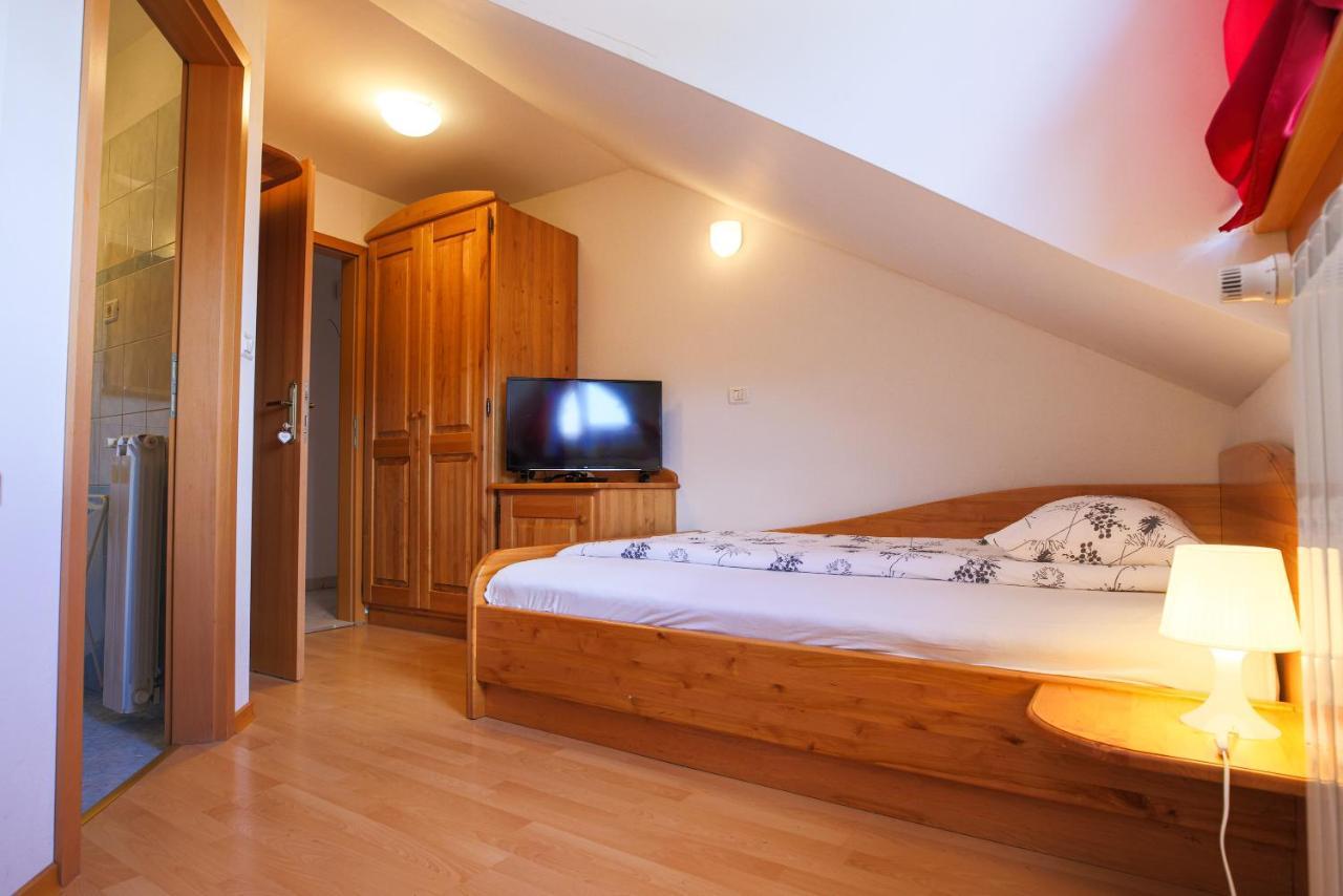 Domacija Malnarjevi Villa Villa Slavina Luaran gambar