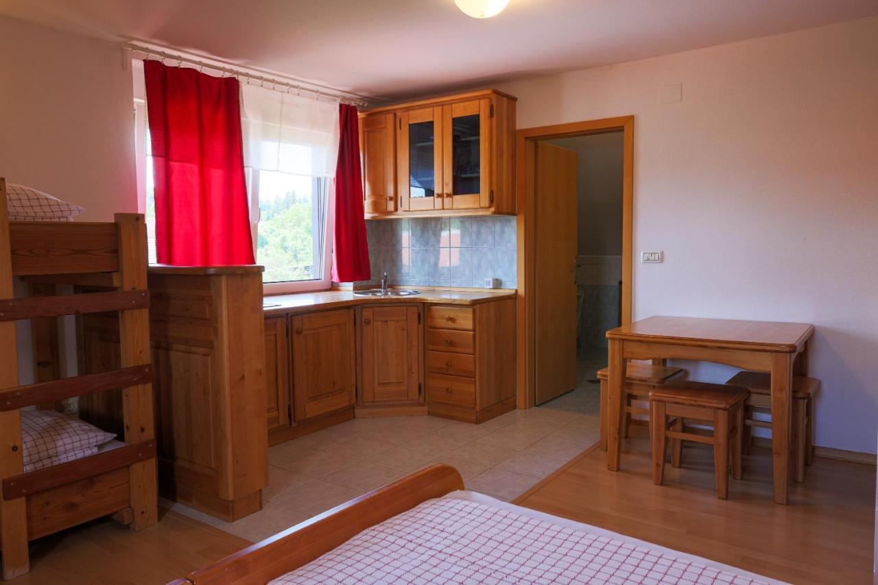 Domacija Malnarjevi Villa Villa Slavina Luaran gambar