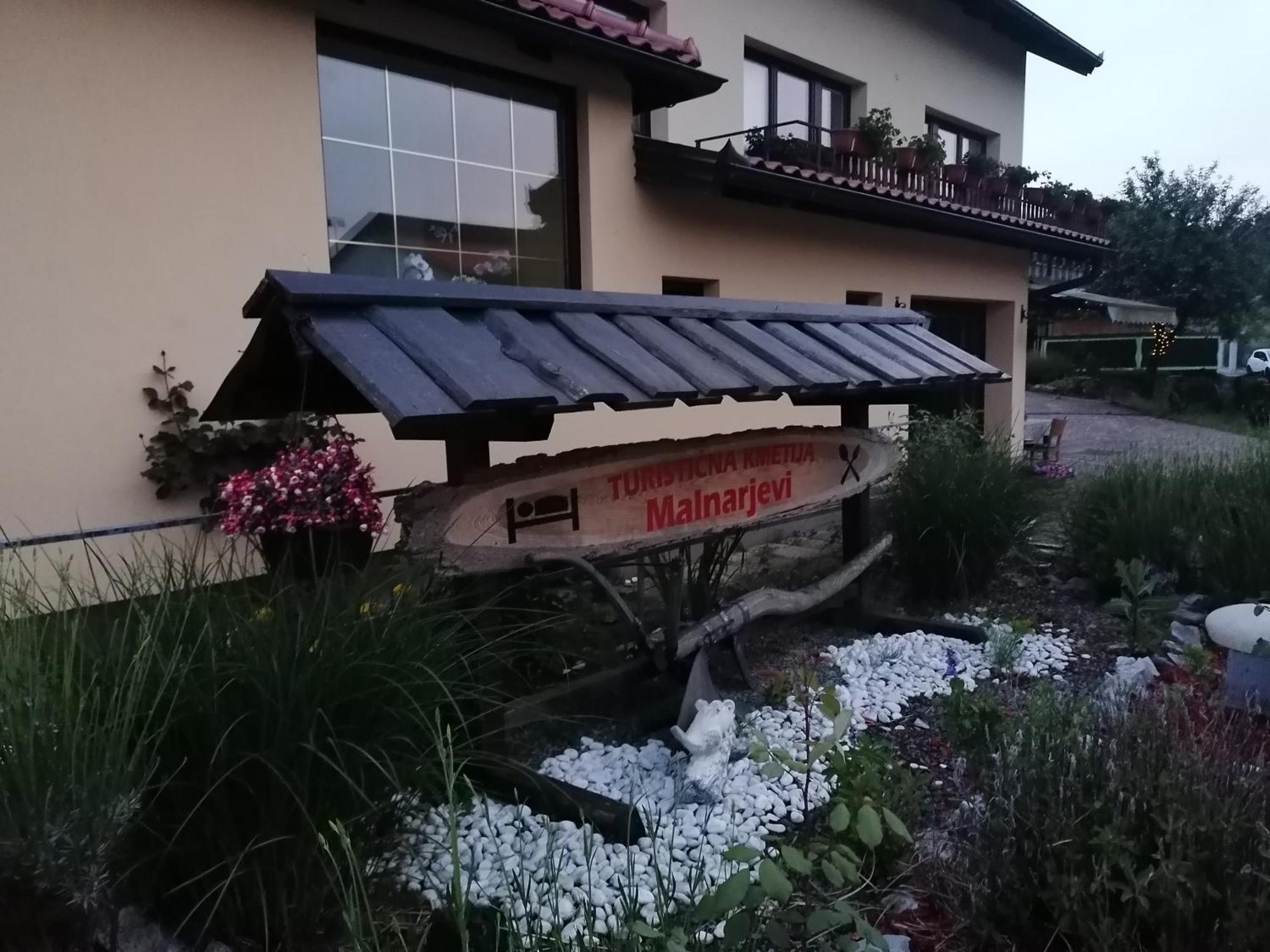 Domacija Malnarjevi Villa Villa Slavina Luaran gambar